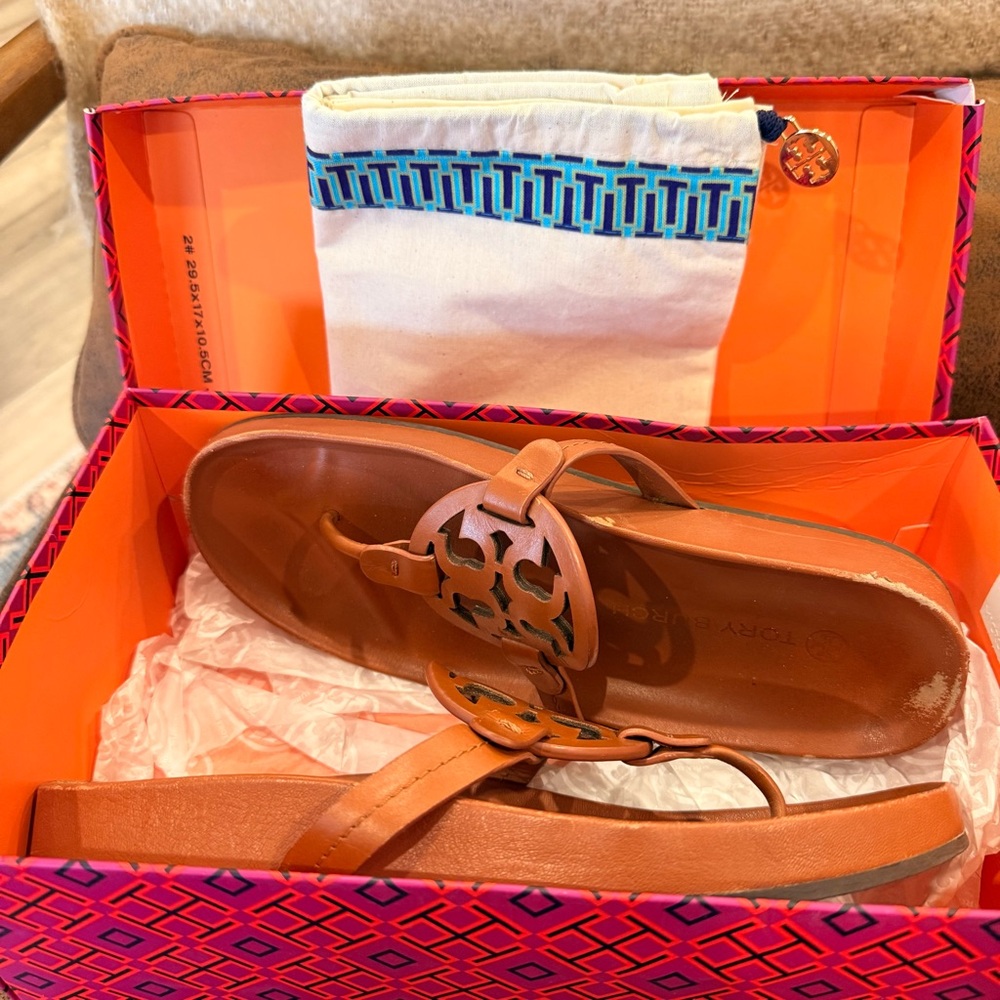 Tory Burch Miller Cloud Sandal, Aged Camello - Picture 8 of 9